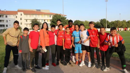 Milli Eğitim Müdürlüğünden Kayserispor'a moral ziyareti