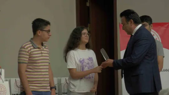 Derecelik Öğrenciler Ödüllendirildi