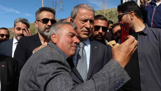 Milli Savunma Bakanı Akar: 'Bizi durdurmayacaklar, bunlar beyhude gayret'