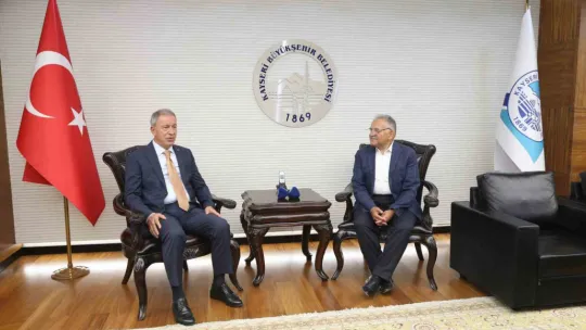 Milletvekili Akar: 'Memduh Başkanla günde 3-4 kez konuşuyoruz'