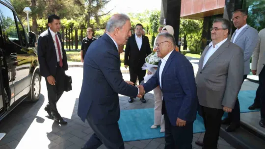 Milletvekili Akar: 'Memduh Başkanla günde 3-4 kez konuşuyoruz'