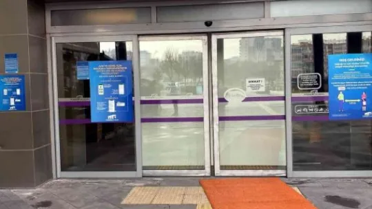 Milyarlık AVM'de soğuğa suntalı çözüm