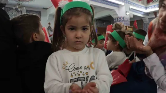 Minik ellerini 'Filistin' için semaya açtılar