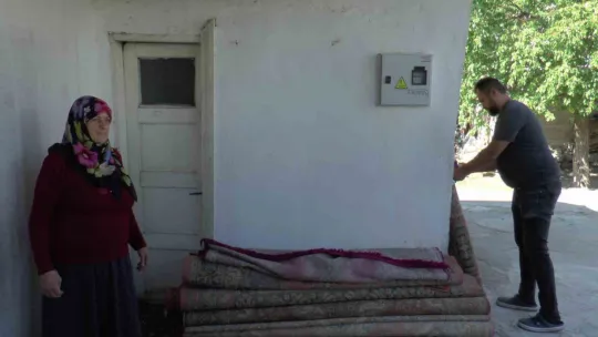 Muhtardan yaşlı ve engellilere 'sonbahar temizliği' hizmeti