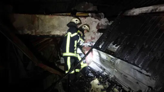 Mutfak tüpü bomba gibi patladı: 2 yaralı