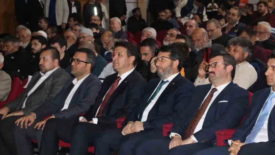Şehitler ve Necmettin Erbakan Kayseri'de anıldı