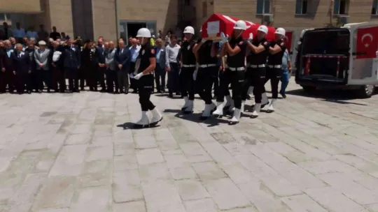 Niyazi Özcan son yolculuğuna uğurlandı