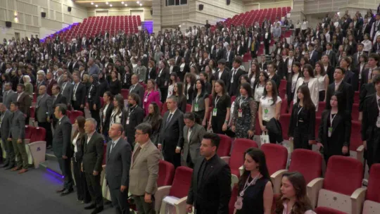 Öğrenciler Model BM Toplantısı'nda 'çevresel sürdürülebilirliği' konuştu