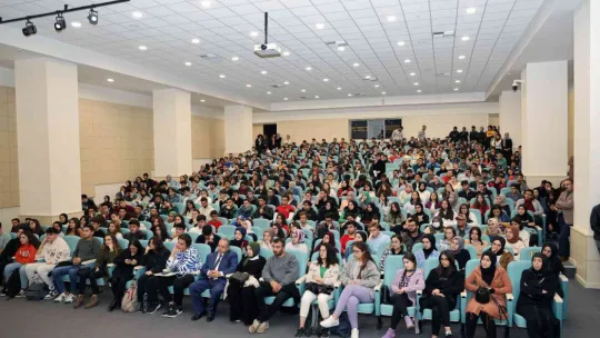 Öğrencilere Ufuk Veren Genç Talas Buluşmaları