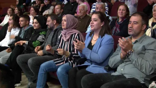 Öğretmenler 'jandarmayı' coşkuyla dinledi