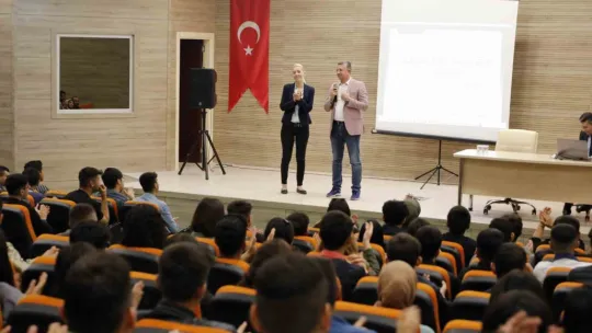 Örnek çalışmaları görmek için Kırşehir'den geldiler