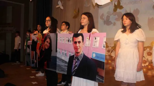 Ortaokul öğrencilerinin şiirleri duygulandırdı