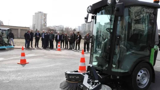 Osman Kavuncu ve Esentepe Mahallesi'nde ilkbahar temizliği başladı