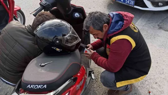 Oto Hırsızlık ekiplerinden Motosiklet ve Otomobil Denetimi