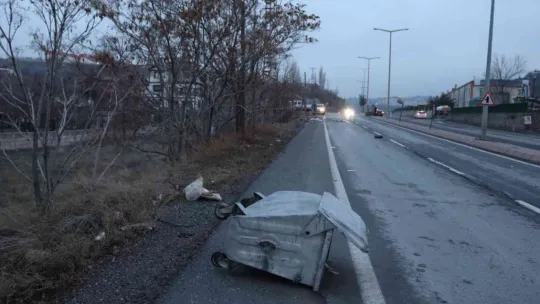 Otomobil tarlaya uçtu, sürücüsü yaralandı