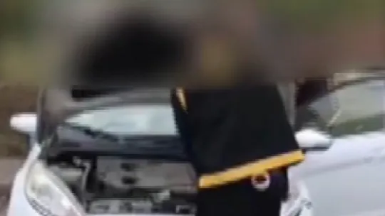 Otomobili çekici ile böyle çaldılar
