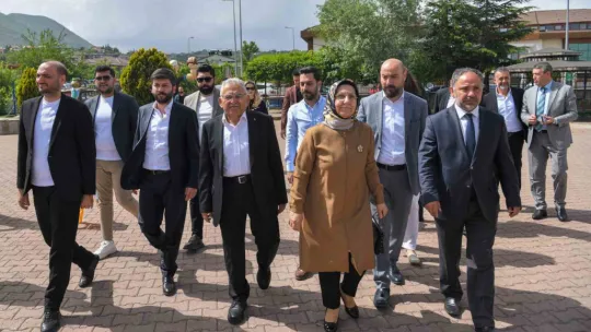 Oyunu kullanan Başkan Büyükkılıç: 'Milletimizin iradesine saygı duyuyoruz'