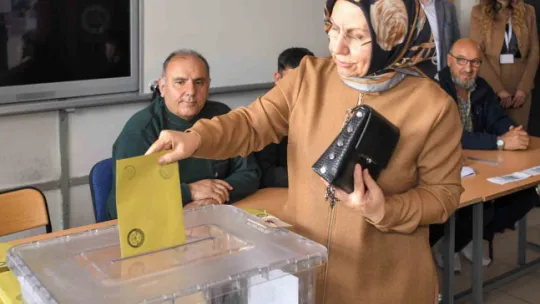 Oyunu kullanan Başkan Büyükkılıç: 'Milletimizin iradesine saygı duyuyoruz'