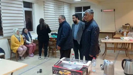 Özçelik-İş Sendikası Genel Başkanı Değirmenci: '7 bin üyemize 15 milyon TL'lik yardım yapıyoruz'