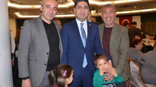 Özdemir: 'Türkiye'de baskıcı rejim var diyenler, Muharrem İnce'ye ahlakla bağdaşmayacak tutum takındılar'
