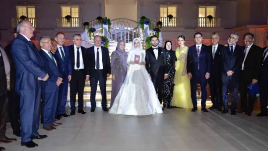 Özdemir, Ankara-Kayseri arasında köprü oldu