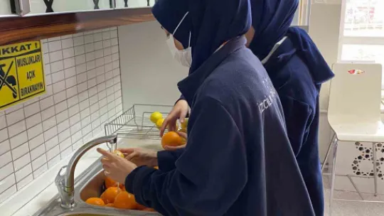 Özel öğrencilerden en özel kandil simidi