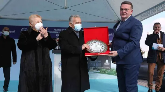 Özhaseki ve Büyükkılıç'tan esnaf ziyaretleri