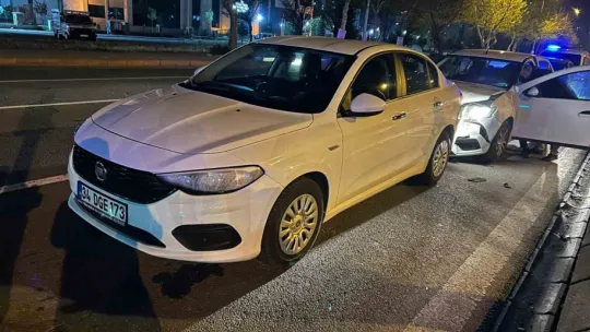 Polisten kaçan ehliyetsiz sürücü kaza yaptı