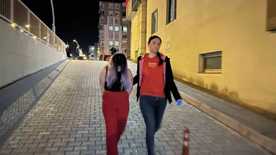 Polisten kaçan ehliyetsiz sürücü kaza yaptı