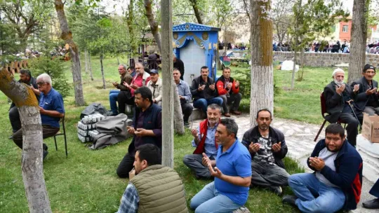 Pusatlı mahallesinde yağmur duası yapıldı