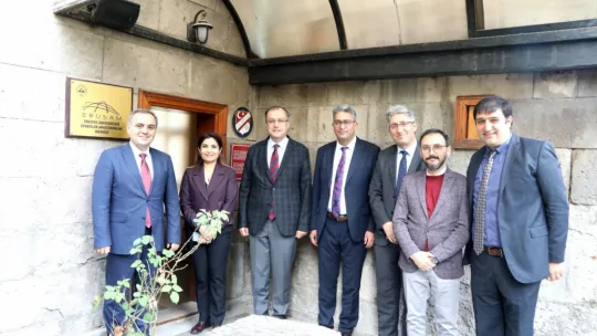 Rektör Altun'dan, ERUSAM'a ziyaret