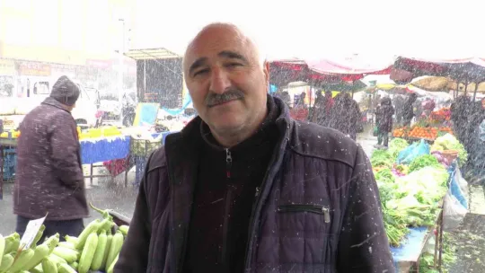 Rusya domatesi ihraç edemedi, fiyatı düştü