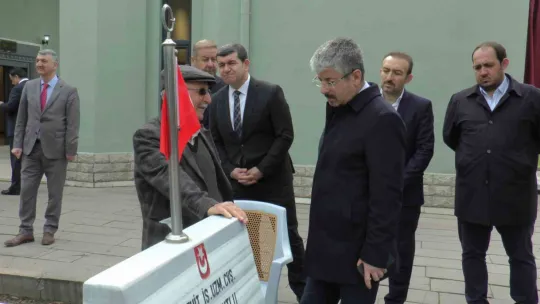Şaban Çopuroğlu: 'Dünyada devletine ve milletine bağlı olan tek büyük topluluk Türkiye'