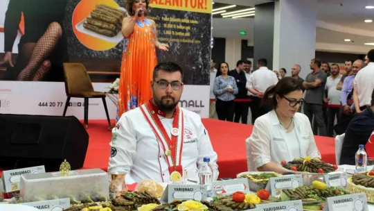 Safiye Soyman ve Faik Öztürk hayranlarıyla buluştu