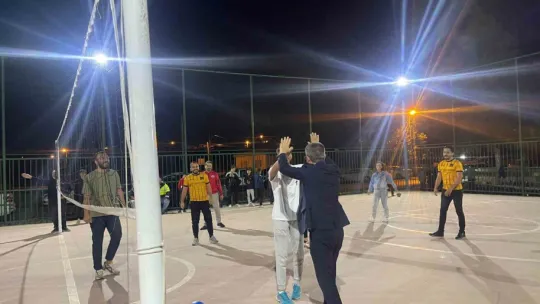 Sakaltutan Mahallesi'nde dostluk ve spor bir arada