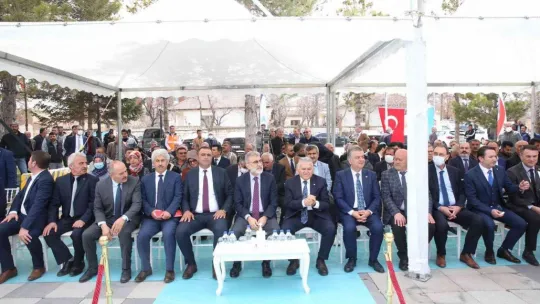 Sarıoğlan ve Akkışla'ya doğalgaz için ilk adım atıldı