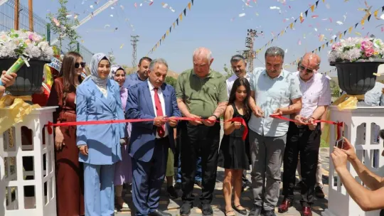 Şeffaf Oda'da görüştüler, isteklerine kavuştular