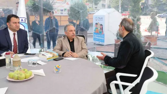 Şeffaf Oda hız kesmiyor