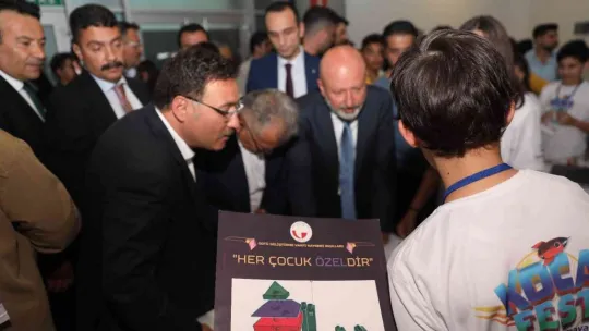 Sınır tanımayan teknoloji festivali 'Kocafest'te gençlerin hayalleri gerçekleşiyor
