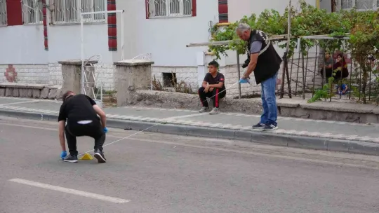 Sokak ortasında av tüfeğiyle saldırıya uğradı
