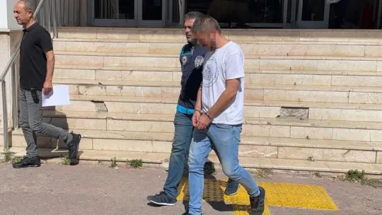 Sahte ilanla TOKİ dairelerini satan dolandırıcılar yakalandı