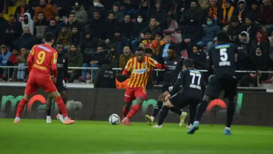 Galibiyet hasreti sona erdi: Kayserispor: 3 - Sivasspor: 0