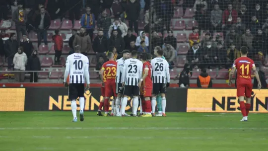 Spor Toto Süper Lig: Kayserispor: 0 - Beşiktaş: 2 (Maç sonucu)