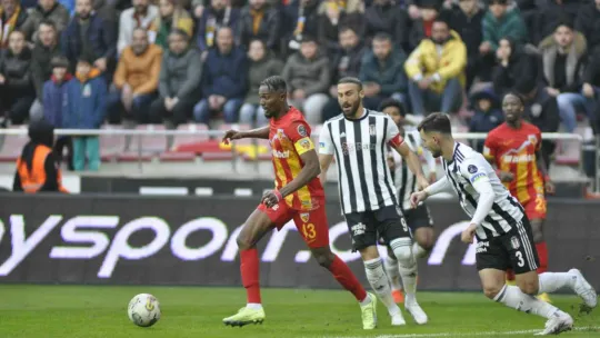 Spor Toto Süper Lig: Kayserispor: 0 - Beşiktaş: 2 (Maç sonucu)