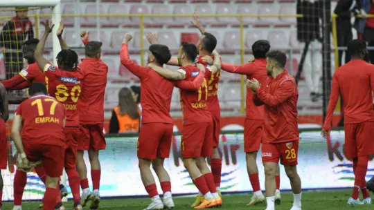 Spor Toto Süper Lig: Kayserispor: 3 - Ümraniyespor: 1 (Maç sonucu)