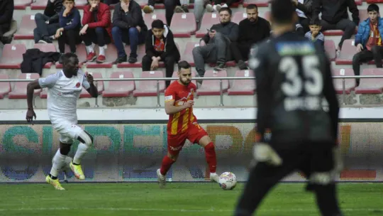 Spor Toto Süper Lig: Kayserispor: 3 - Ümraniyespor: 1 (Maç sonucu)