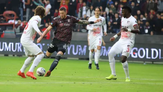 Süper Lig'de liderlik el değiştirdi
