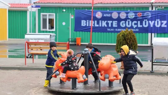 Talas Elbistan'a konteyner kent kurdu