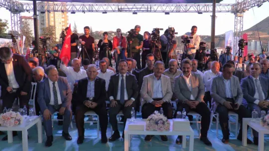 Talas'ın 100 bin metrekarelik Millet Bahçesi'nin temeli atıldı