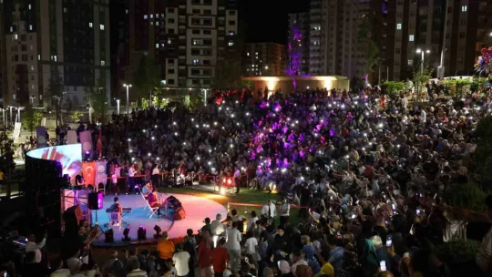 Mevlana Meydanı'nda Muhteşem Konser